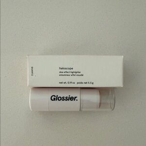 Brand new Glossier Haloscope Dew Effect Highlighter - Quartz